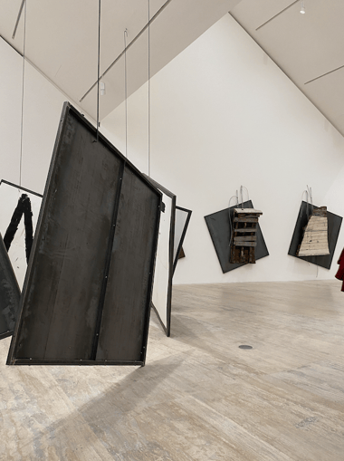 Jannis Kounellis en seis actos